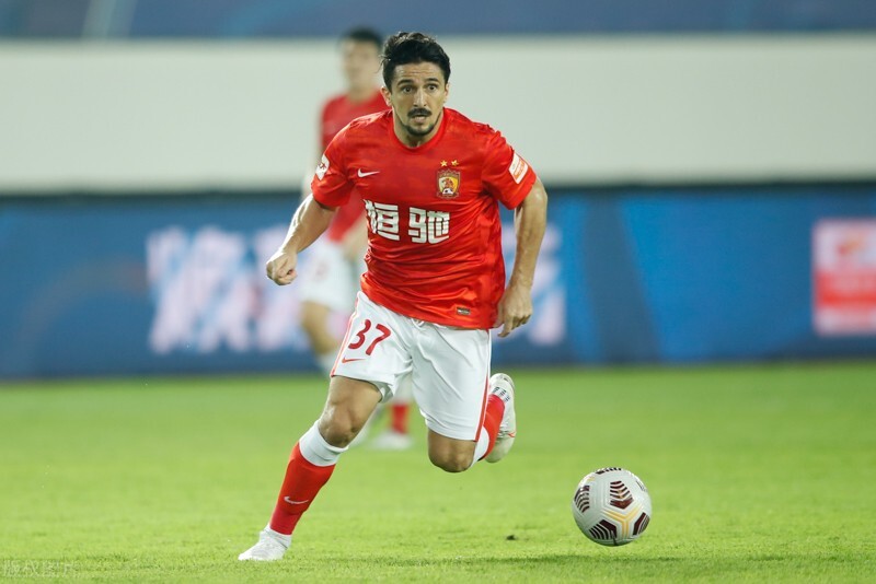 于大宝关键时刻,于大宝国足失误