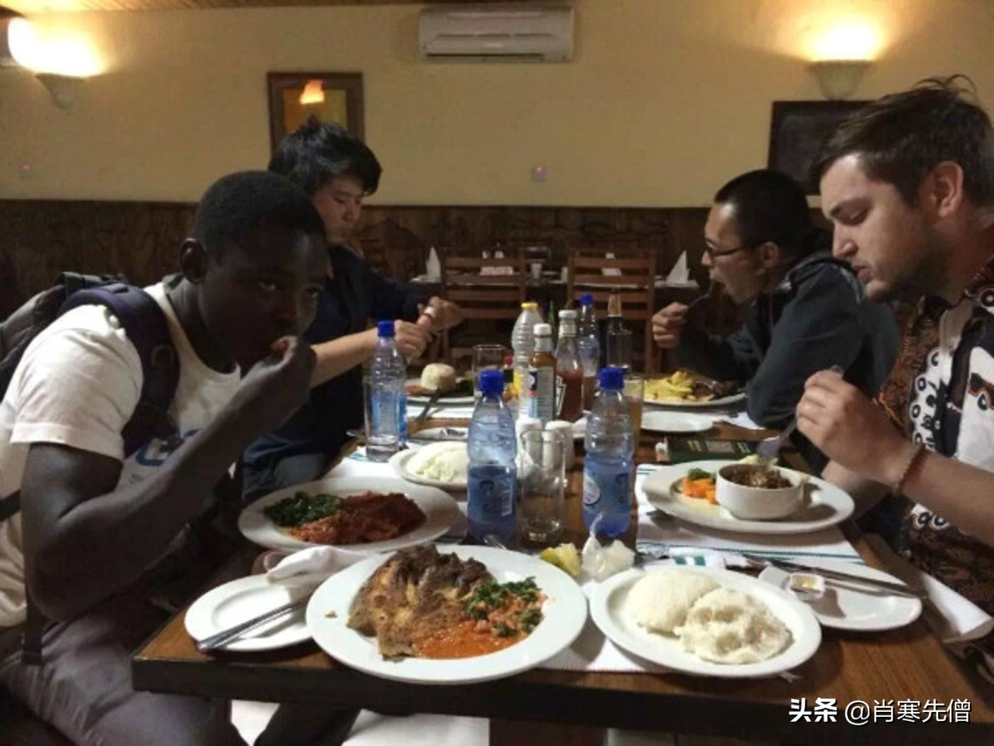 河南小伙，生意失败负债百万，32岁到非洲打拼，靠卖手机年入70万