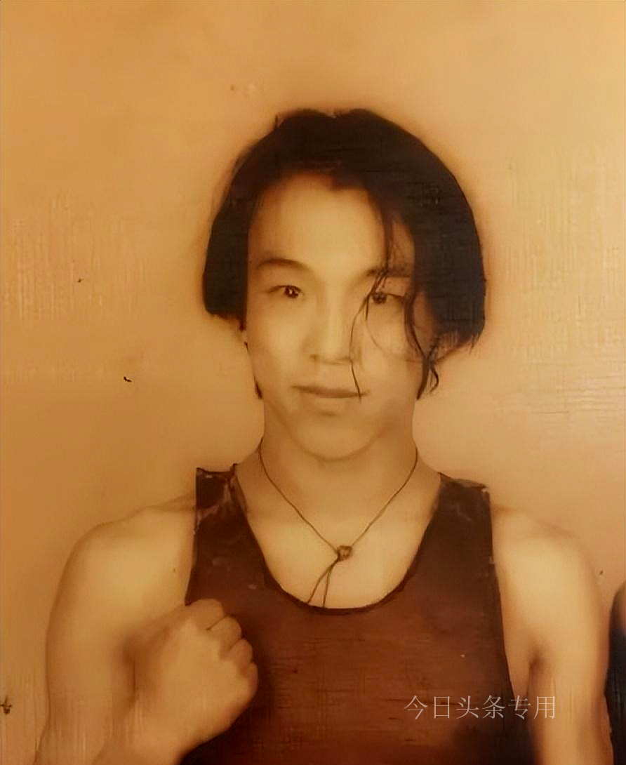 黄渤被称为女神收割机,黄渤成名后对她不离不弃