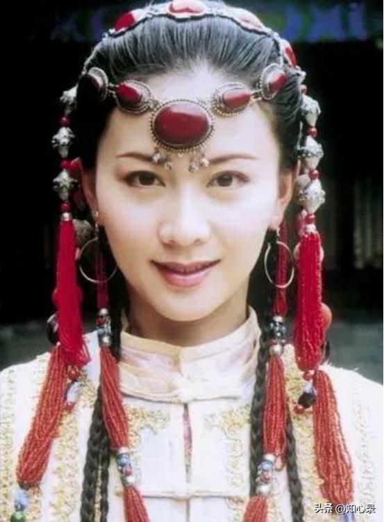 为艺术献身，被丈夫、父亲抛弃的汤加丽，如今46岁仍孤身一人