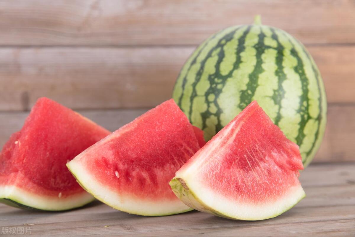 夏天西瓜是避暑最好的食物,夏季解暑吃西瓜的五大禁忌