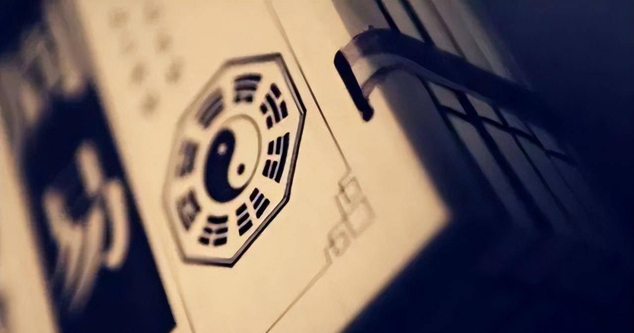 周易女名,300个出自周易的好名字女孩