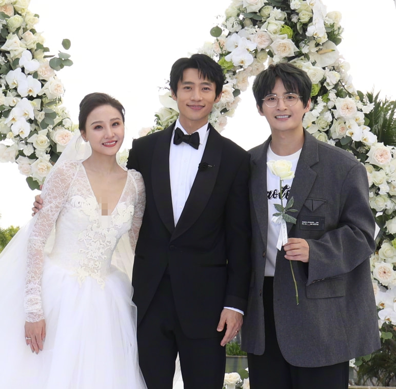 魏晨婚礼好友苏醒缺席，直言“更爱钱”，网友：张远最无辜