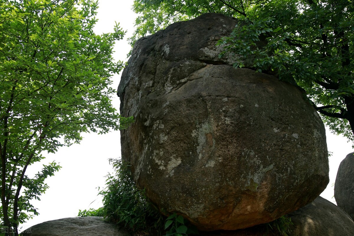 天上掉下来的真正的星星,天上的星星陨石鉴定