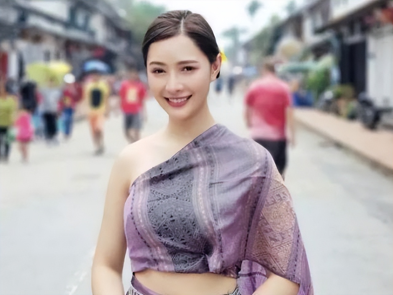 在老挝玩一礼拜要多少钱,在老挝花100万人民币