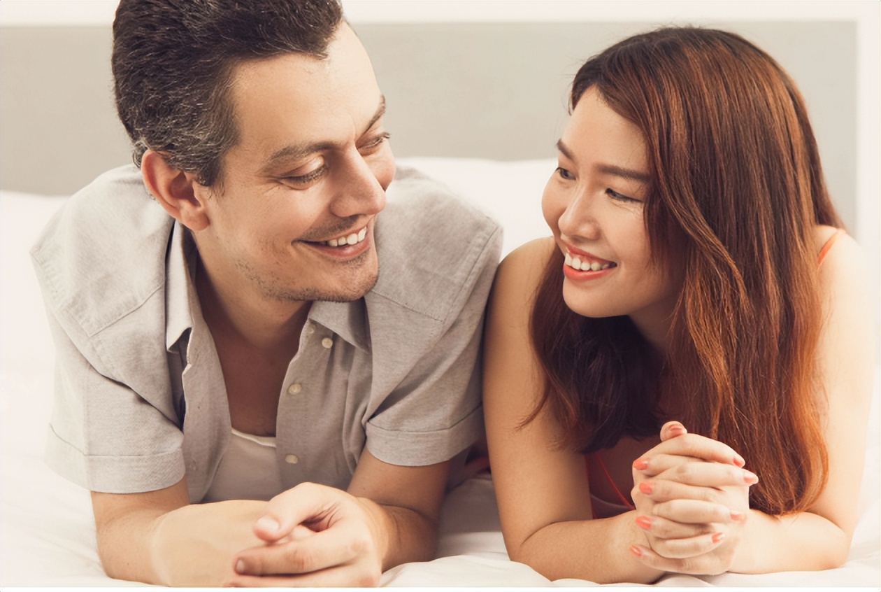 夫妻生活结束后，男性用纸擦一下就行?男人事后要注意的4件事