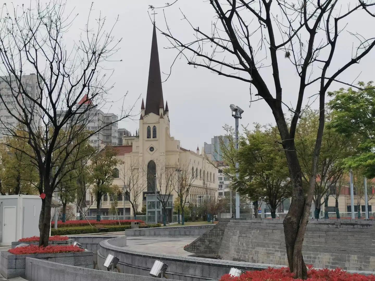 寰愬窞鍒伴噸搴嗗叚鏃ユ父,浠庡緪宸炲幓鏃犻敗鏃呮父