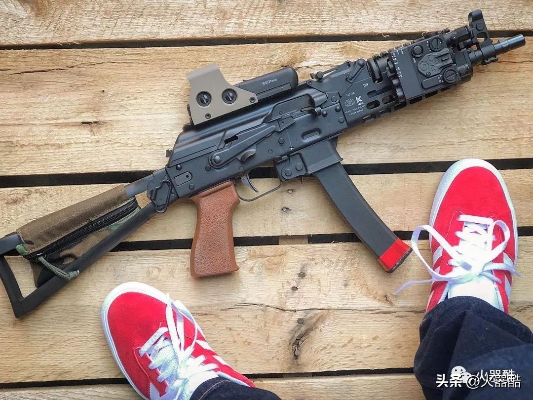 精美枪械美图,最美枪械图