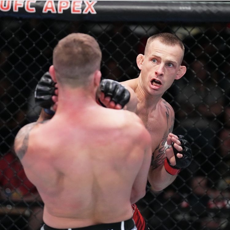 ufc274赛前发布会全部回放中文,最新ufc比赛291回放