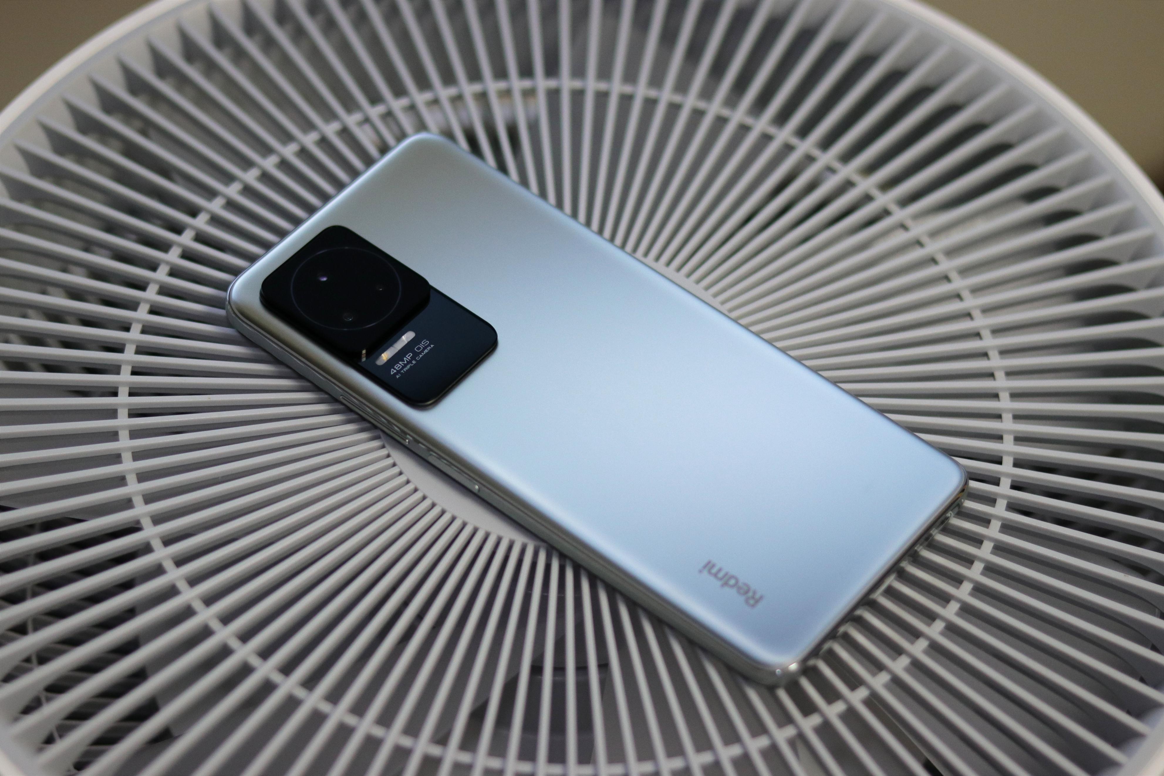 目前续航最好的手机有哪几款,续航比较好的手机排行榜有哪些