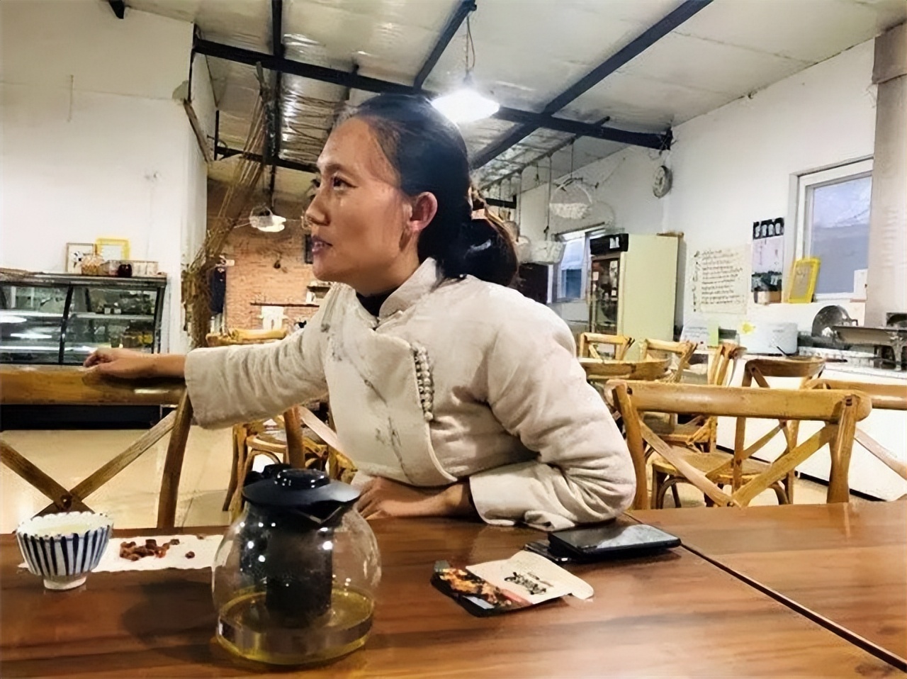 清华女博士放弃高薪工作,清华女生放弃百万年薪去乡村教书