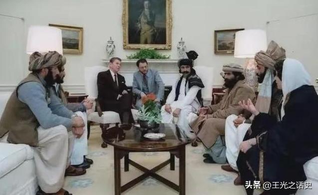 我不为911哭泣，因为我不是美国人；我也不会嘲笑911，因为我是人