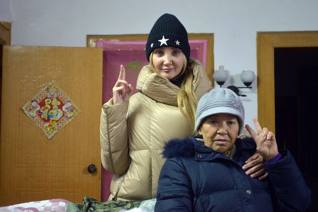 中国空姐迪拜嫁土豪,外国空姐和中国小伙去迪拜