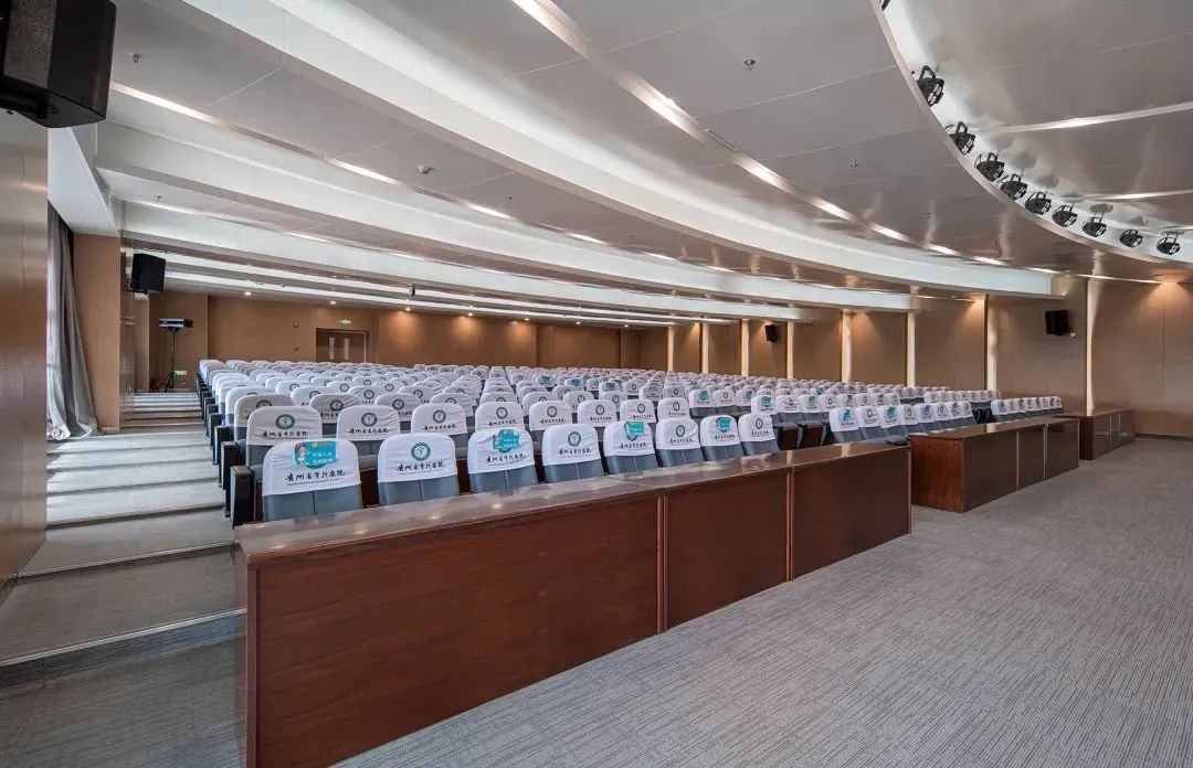 迪欧x贵州省骨科医院:温暖治愈的医疗空间新体验