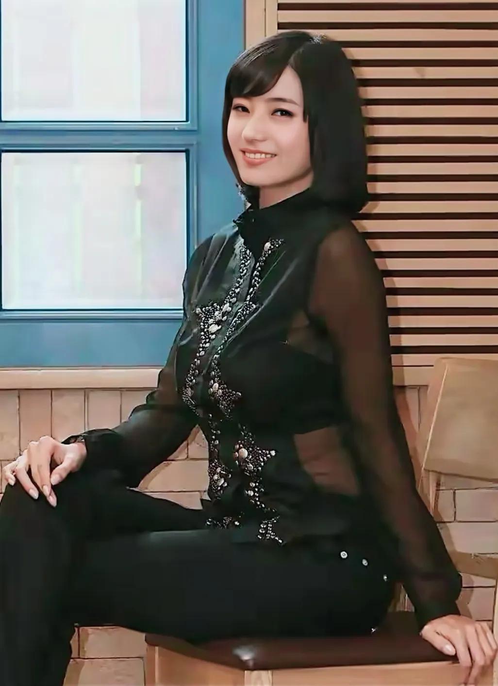 韩国女演员韩彩英,韩国芭比韩彩英