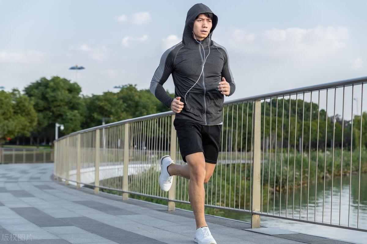 健康是跑步最大动力,特步跑步动力