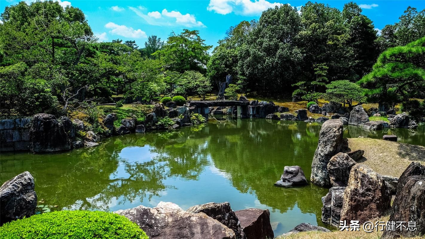 同作逐臣君更远青山万里一孤舟,关于青山万里一孤舟的诗句