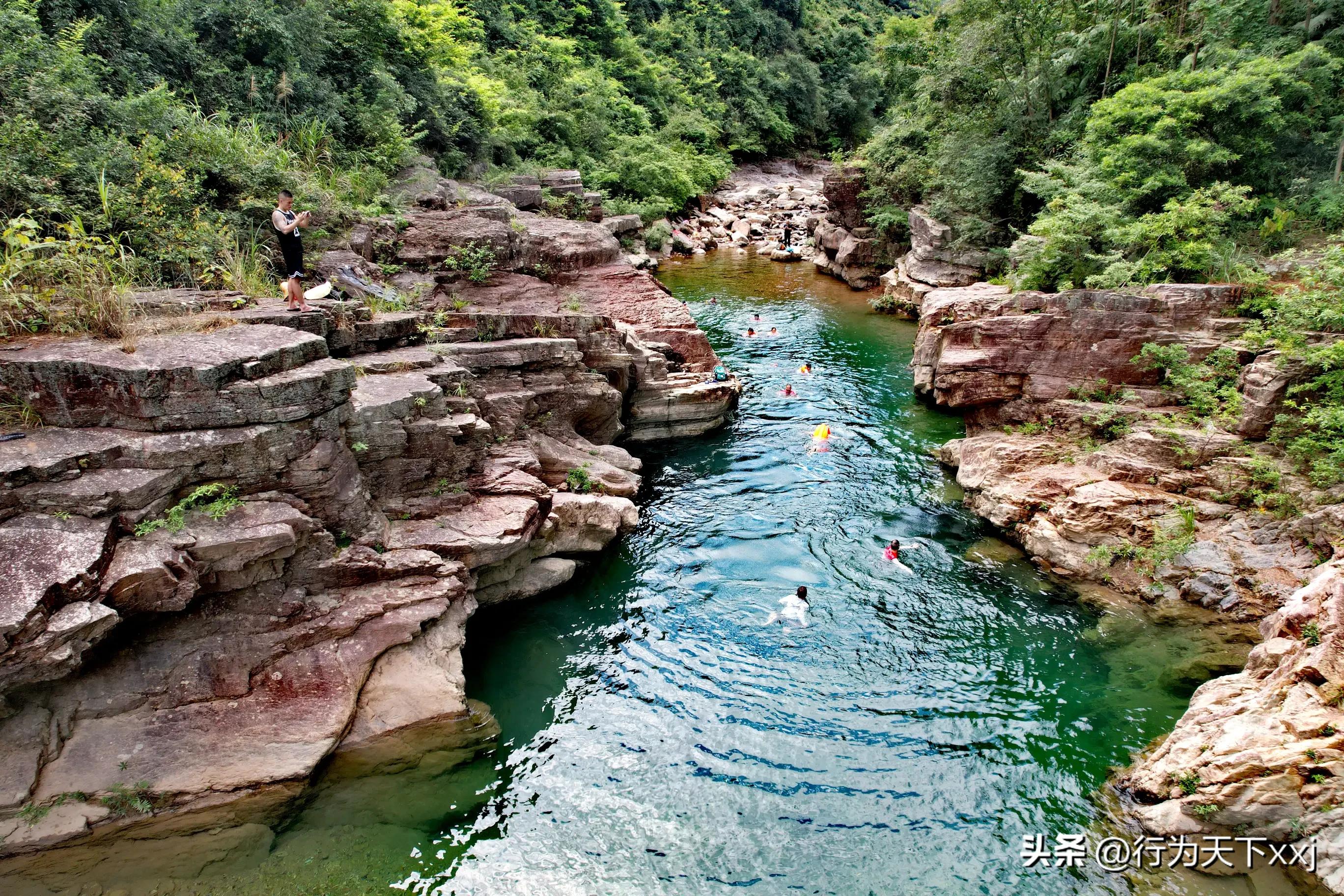 避暑天堂惹人醉完整版,避暑胜地康养天堂