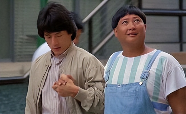 成龙为什么不敢惹洪金宝,成龙的大哥洪金宝