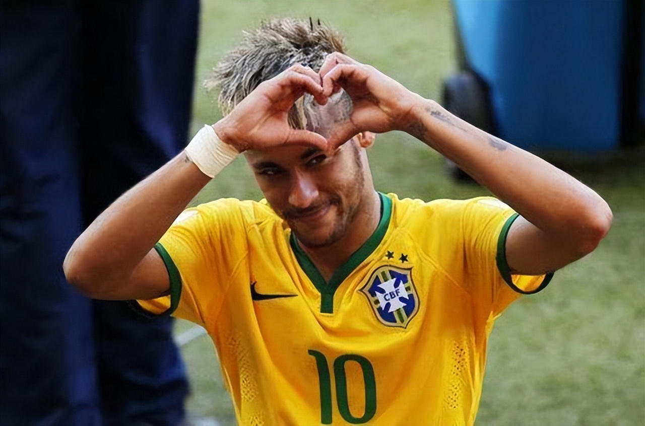 内马尔追平大罗进球纪录,内马尔巴西10大进球