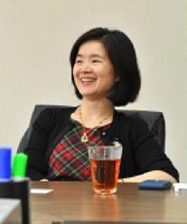 她，从护士到深圳女首富，手握8000项专利，苹果每年上缴100多亿