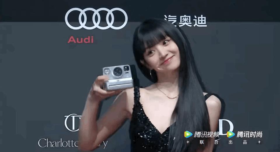 gq盛典明星红毯造型都有谁,gq盛典红毯秀angelababy晚宴