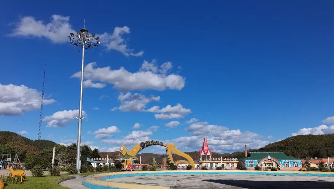 黑宝熊乐园需要自带泳圈吗,2020年黑宝熊乐园门票