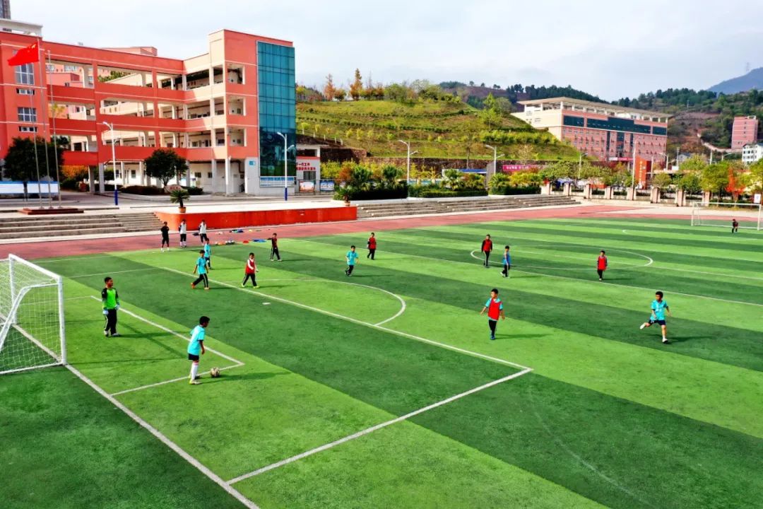 世界杯来了！走进余庆这所全国青少年校园足球特色学校