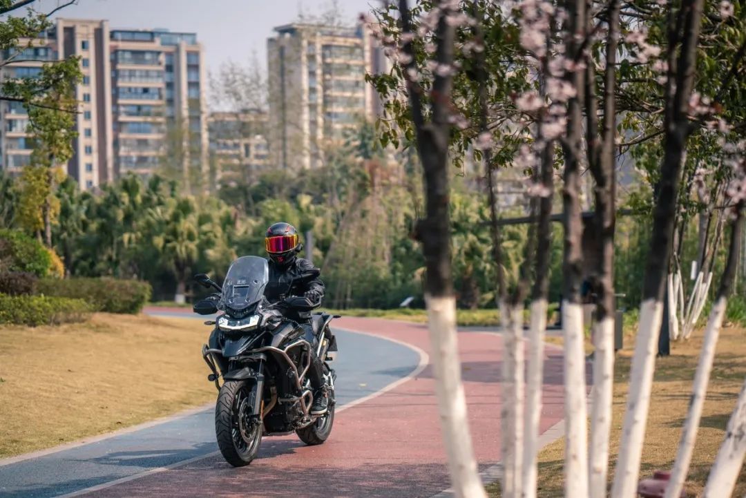 凯旋tiger1200配置对比,凯旋1200tigergtpro测试