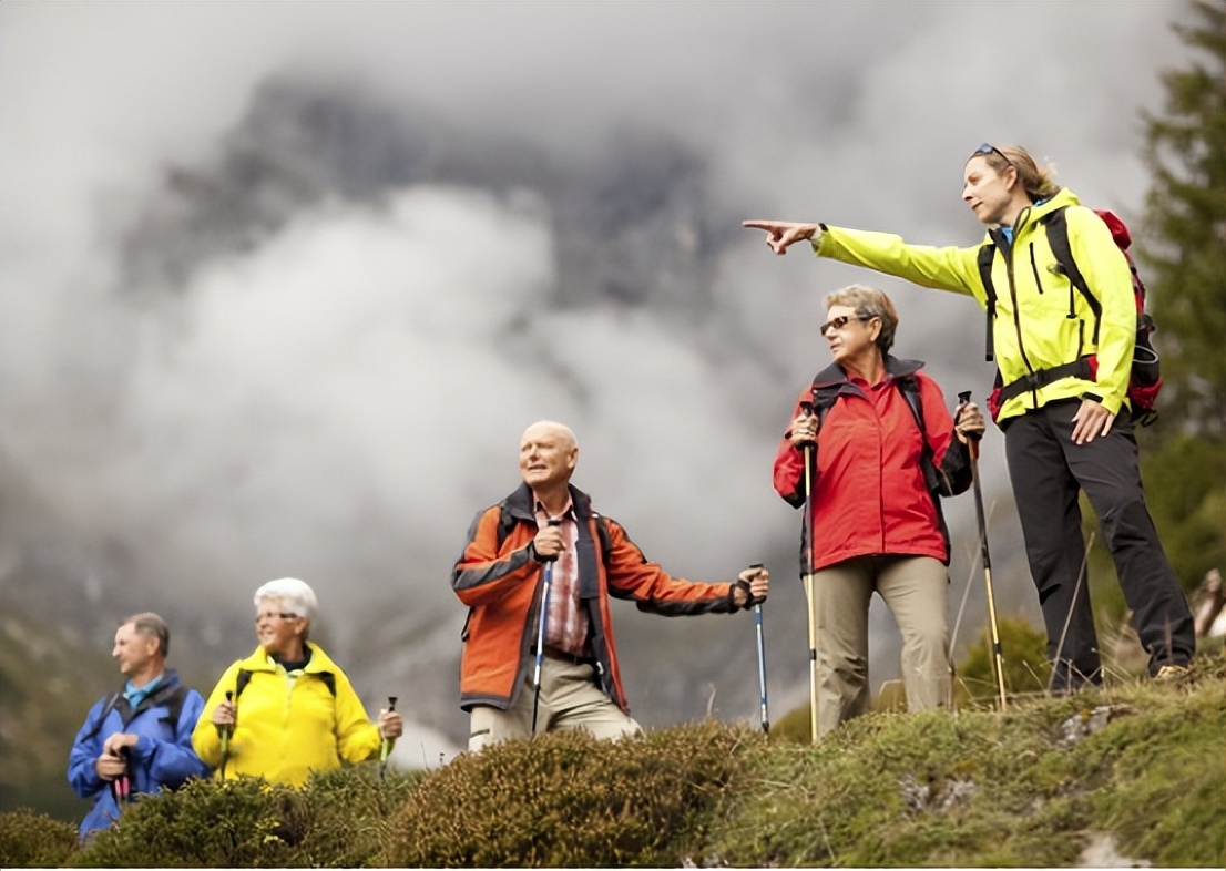 我国首批丁克族老年生病无人照顾,最早丁克族的真实现状