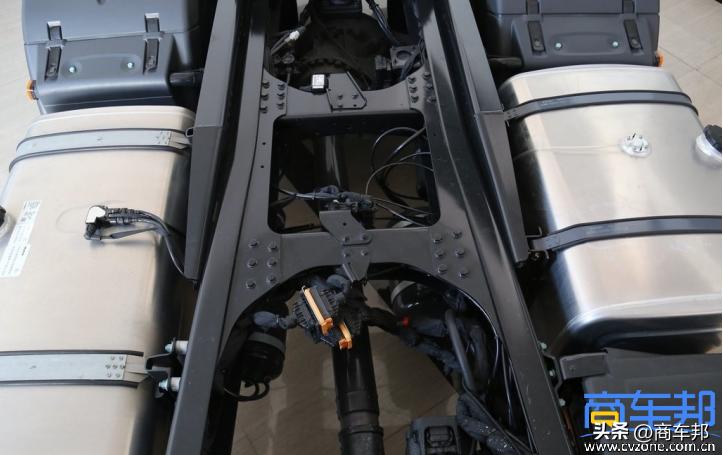 重卡差速器对比,重卡后桥搭配