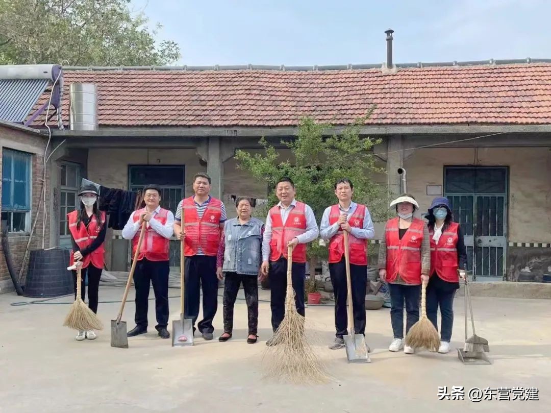 【下基层提作风办实事】深入贯彻落实全市“万名干部下基层”活动推进会议精神（二）