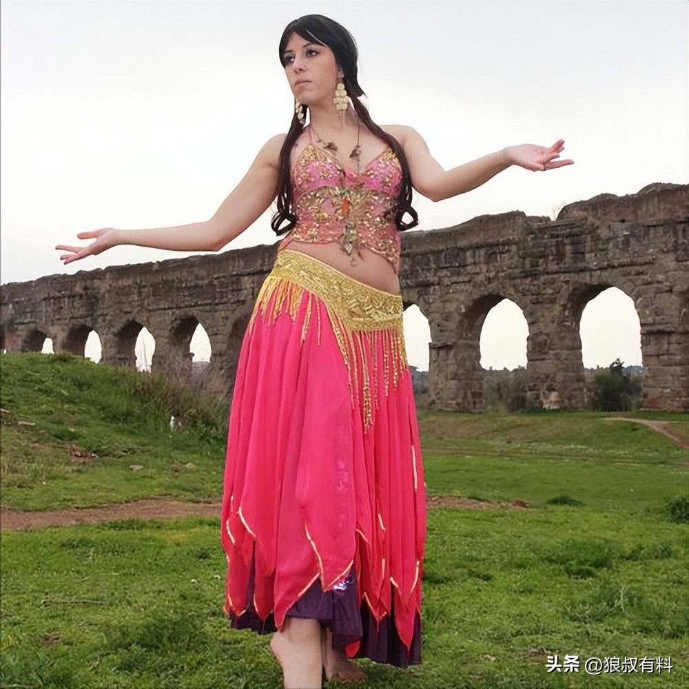 肚皮舞部落风格特点,俄罗斯肚皮舞russia