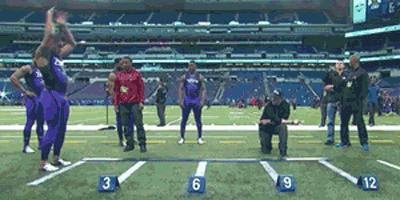 中考体育跑步前吃的应注意什么,中考注意事项一览表