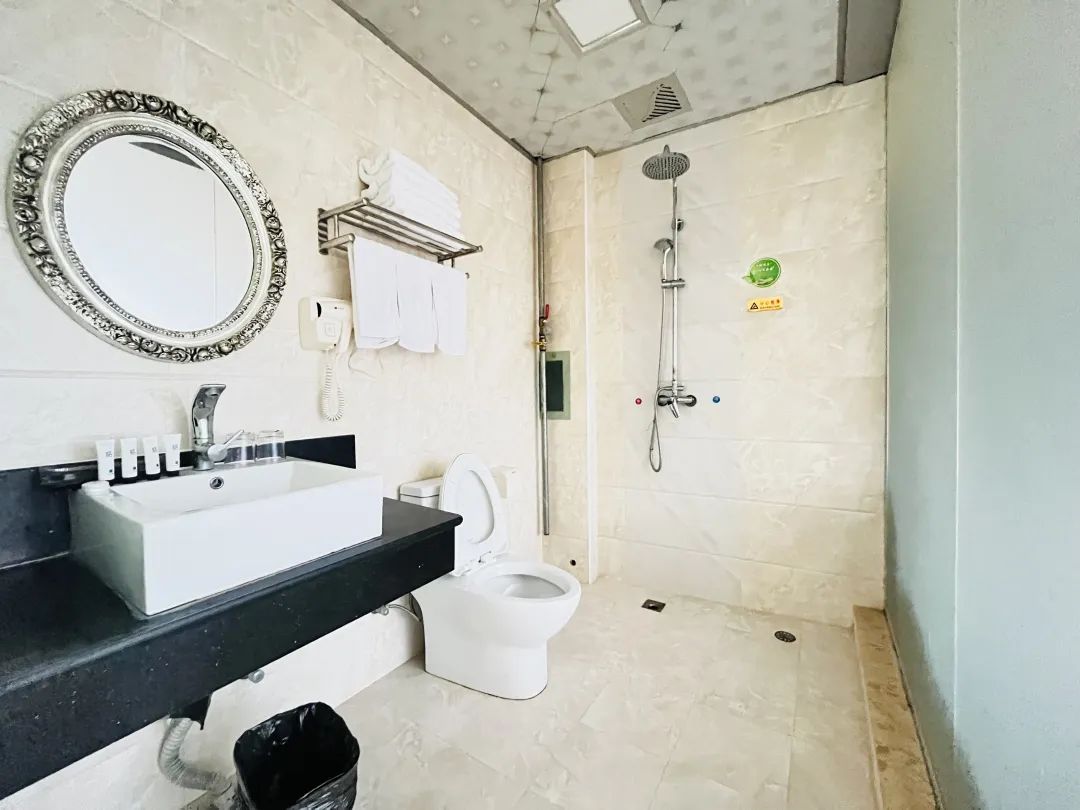 建水民宿包吃包住多少钱一天,建水康养公寓一年包吃住多少钱