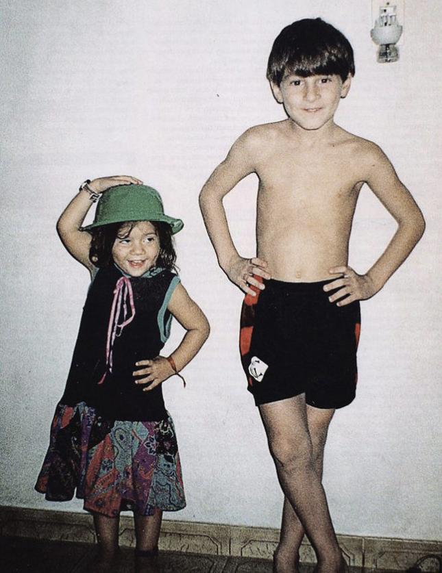 梅西转场视频导入,一代足坛传奇梅西就此落幕