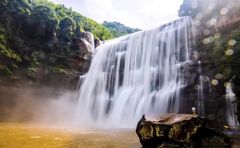 贵州十大旅游景点自驾游攻略,贵州六盘水旅游十大景点介绍