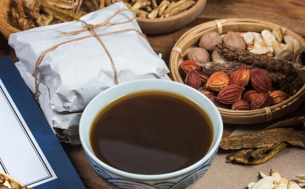 胃不好,总是胃痛,嗳气?中医名方:和胃理气,专调慢性胃炎