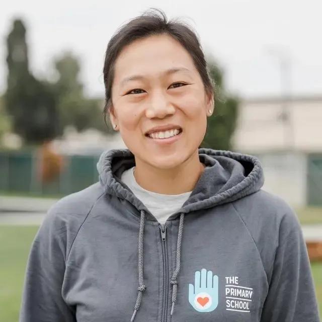 一群越南难民的真实生活,记录越南难民在中国背后的故事