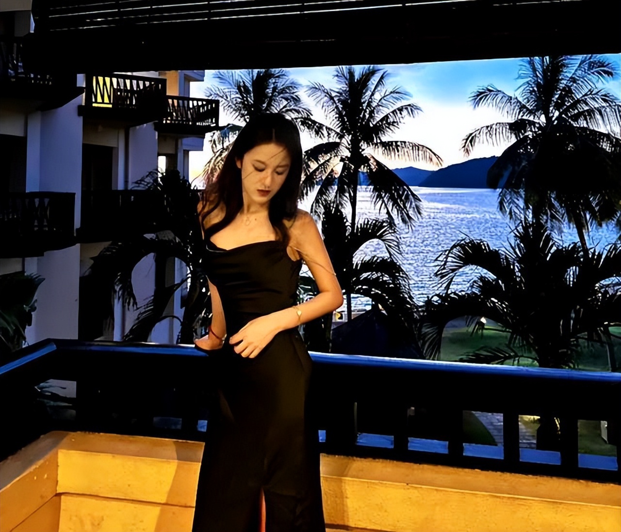 郭艾伦潘玮柏篮球,邓超郭艾伦完整视频