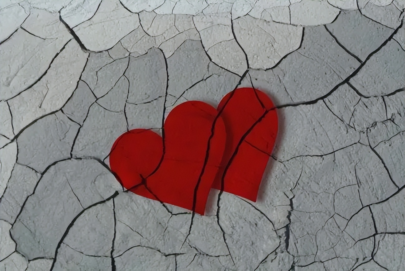 嚣张小三天天发消息骂原配,该怎么反击?做到一点让小三先崩溃!