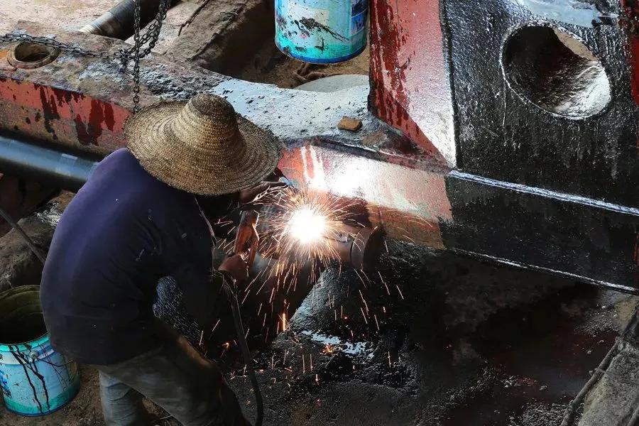 电焊是不是很受罪,电焊工有哪些危害