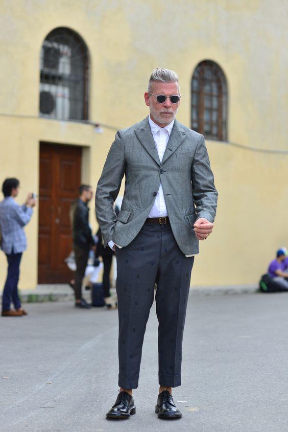 休闲又不死板的西装穿搭,品味高的男人表现