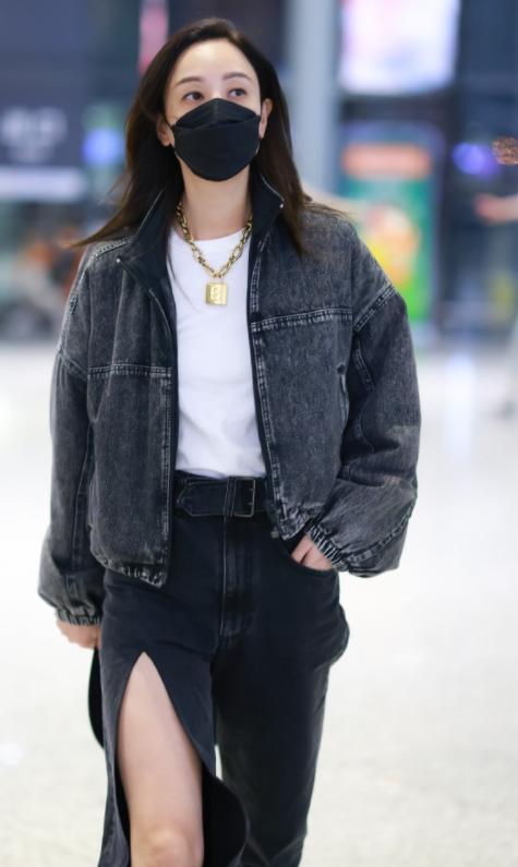 郑希怡穿衣风格有哪些类型,郑希怡的穿衣搭配