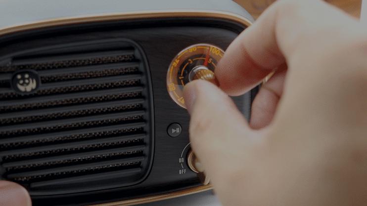 熊猫复古收音机1936评测,复古熊猫音响