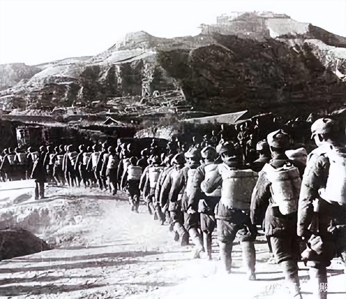 抗美援朝前，中国*队军**就成建制去了朝鲜，这是怎么回事？