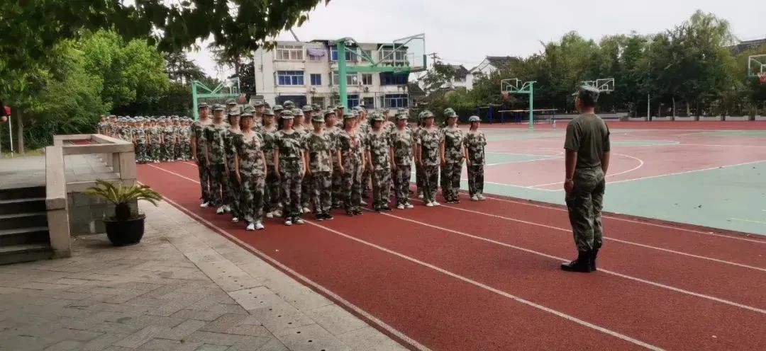 高标准军训,威武霸气的军训