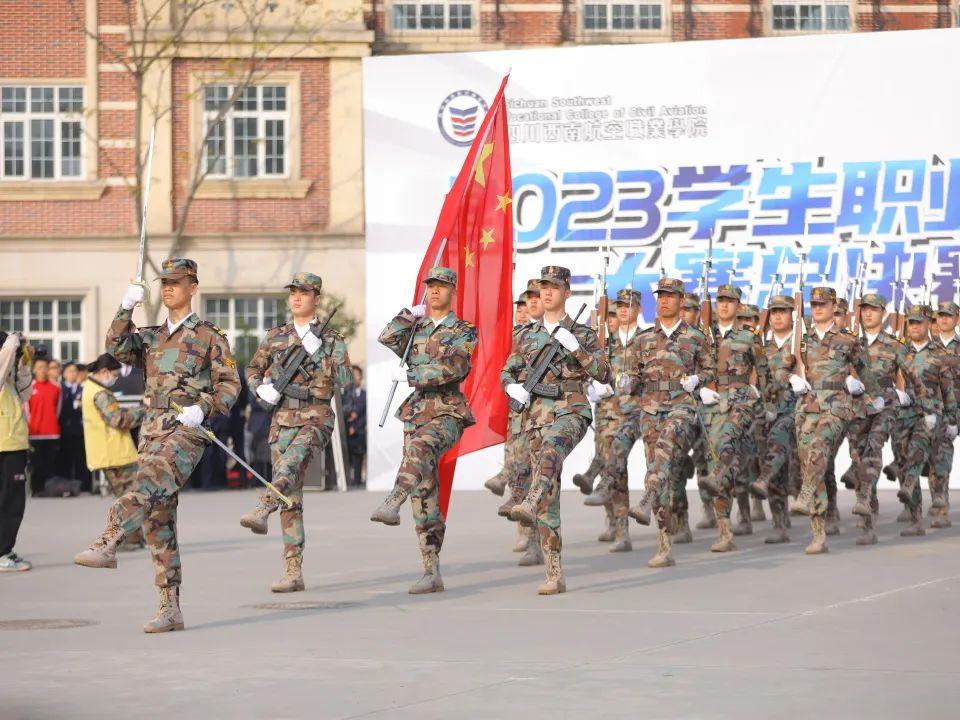 四川西南航空职业学院是什么风格,四川西南航空职业学院校园风采