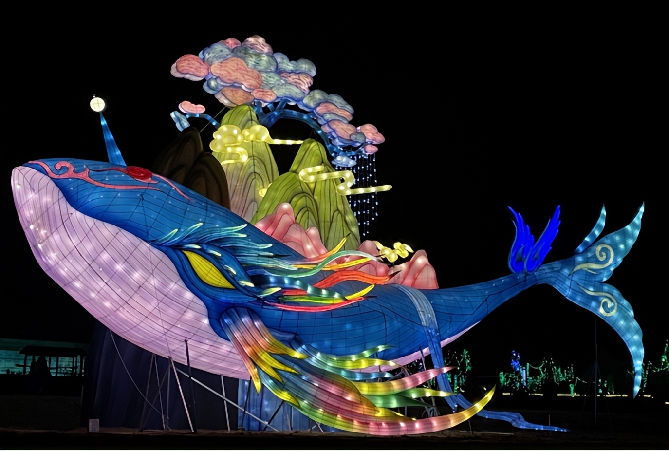 比年味谁更浓？谁能比得过花灯锦簇的栖云！