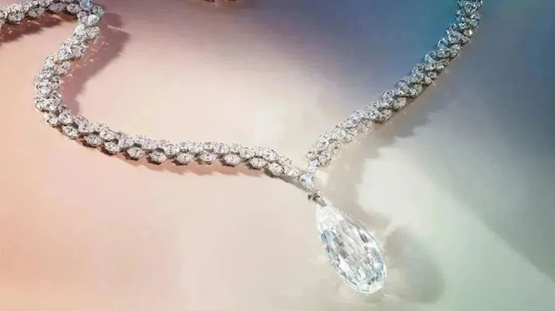 伊丽莎白·泰勒的珠宝最后给了谁,伊丽莎白泰勒和奢华珠宝